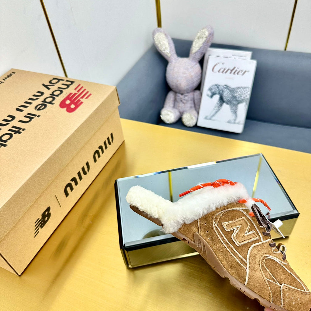 M-Sneakers