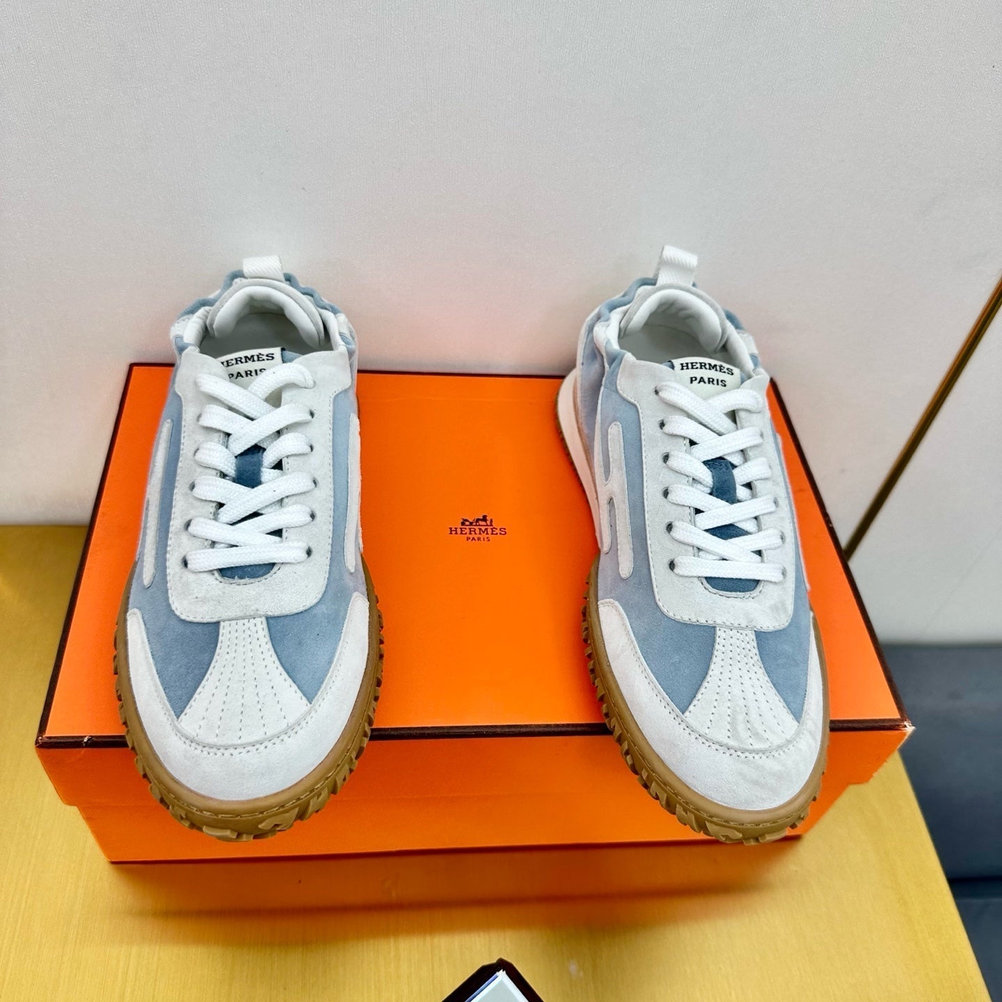 A-Sneakers