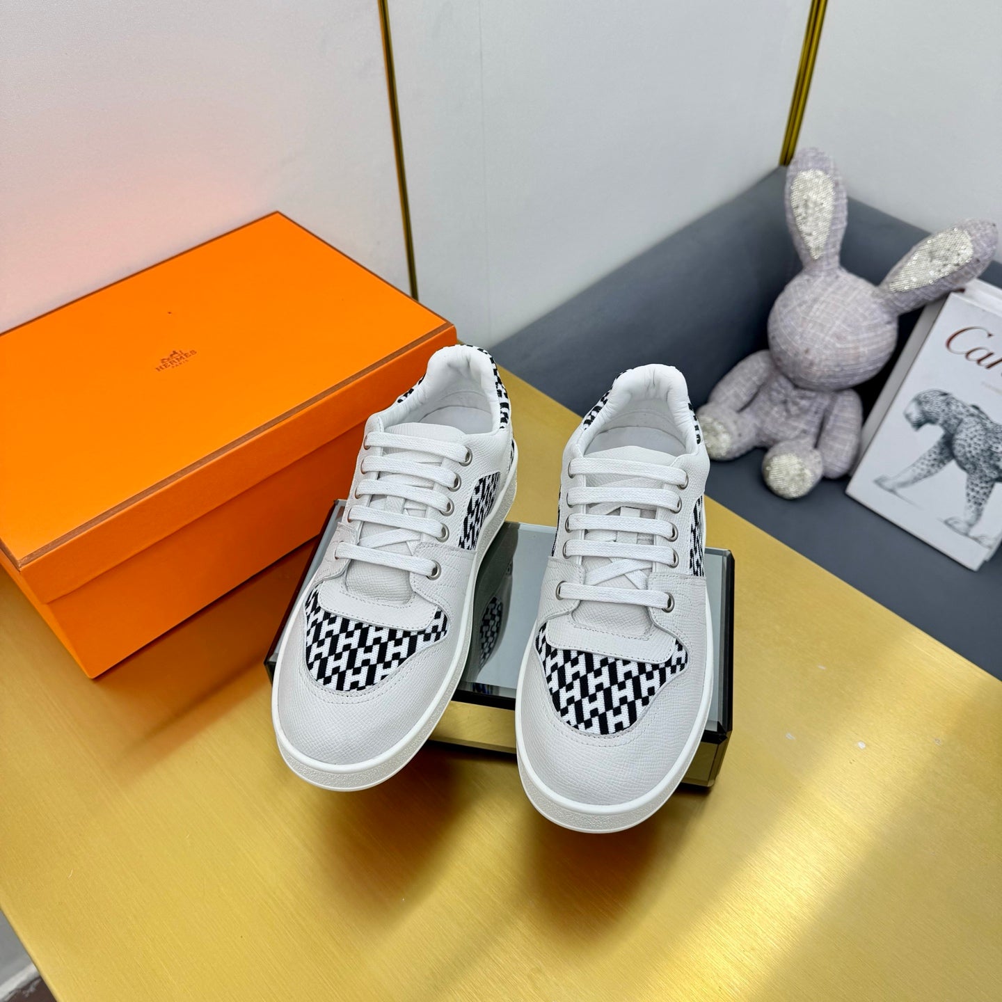 A-Sneakers