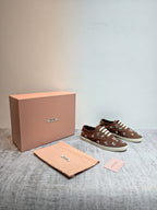 M-Sneakers