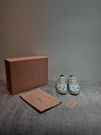 M-Sneakers