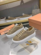 M-Sneakers