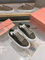 M-Sneakers