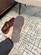M-Sneakers