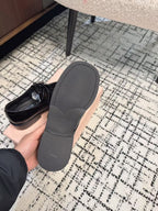 M-Sneakers