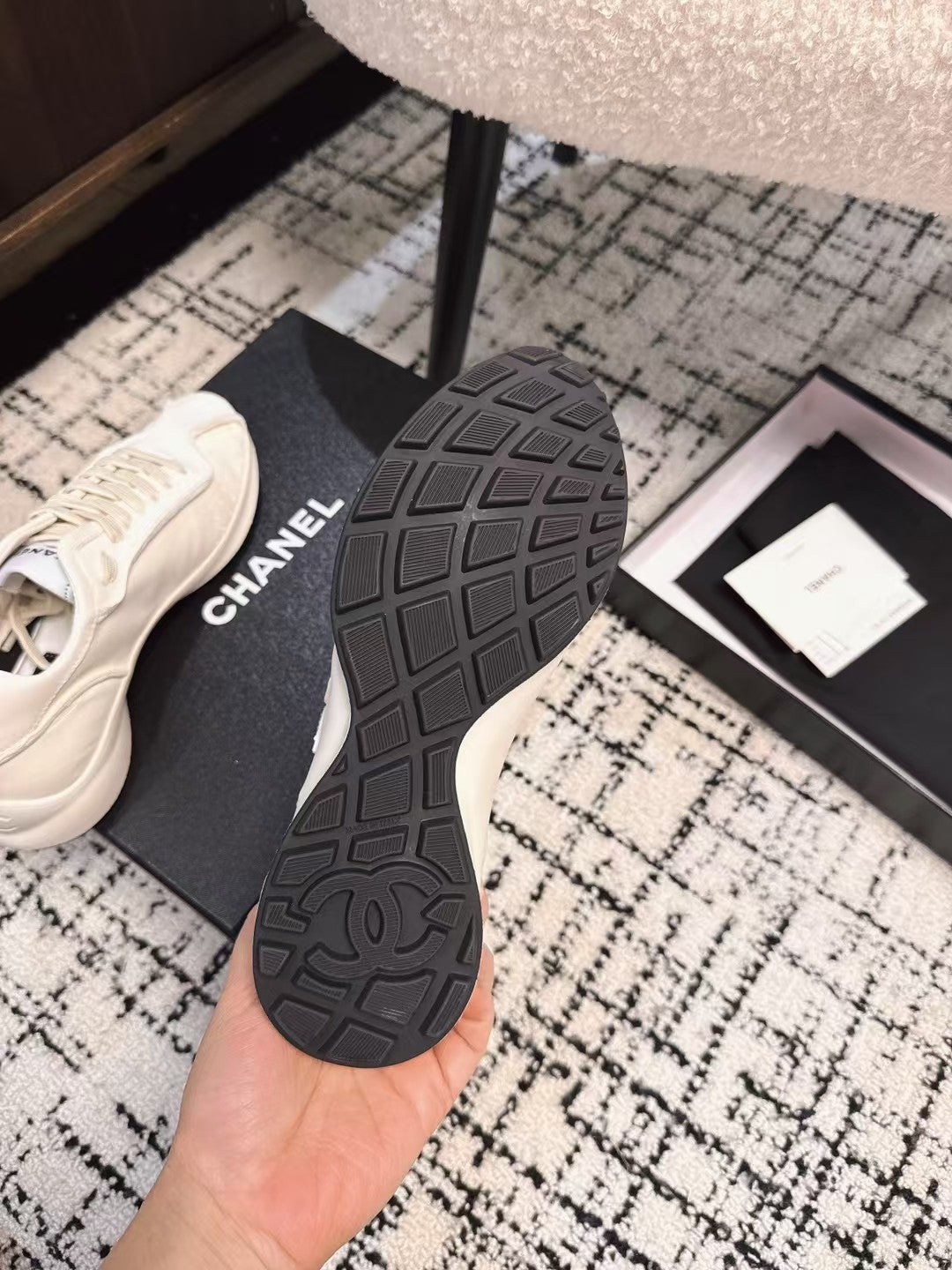 C-Sneakers