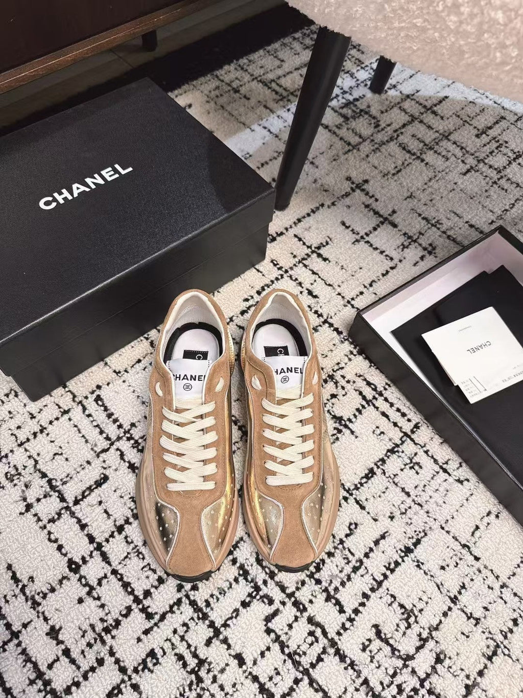 C-Sneakers