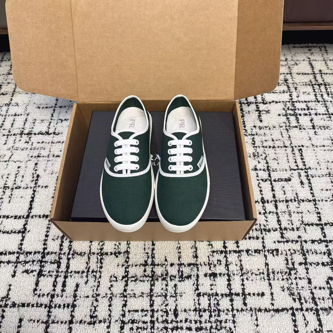 P-Sneakers