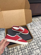 P-Sneakers