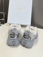 D-Sneakers