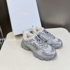 D-Sneakers