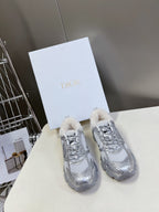 D-Sneakers