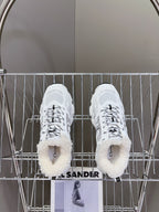 D-Sneakers