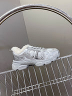 D-Sneakers