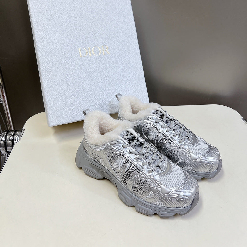 D-Sneakers