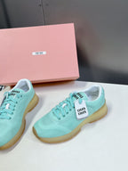 M-Sneakers