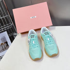 M-Sneakers