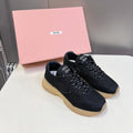 M-Sneakers