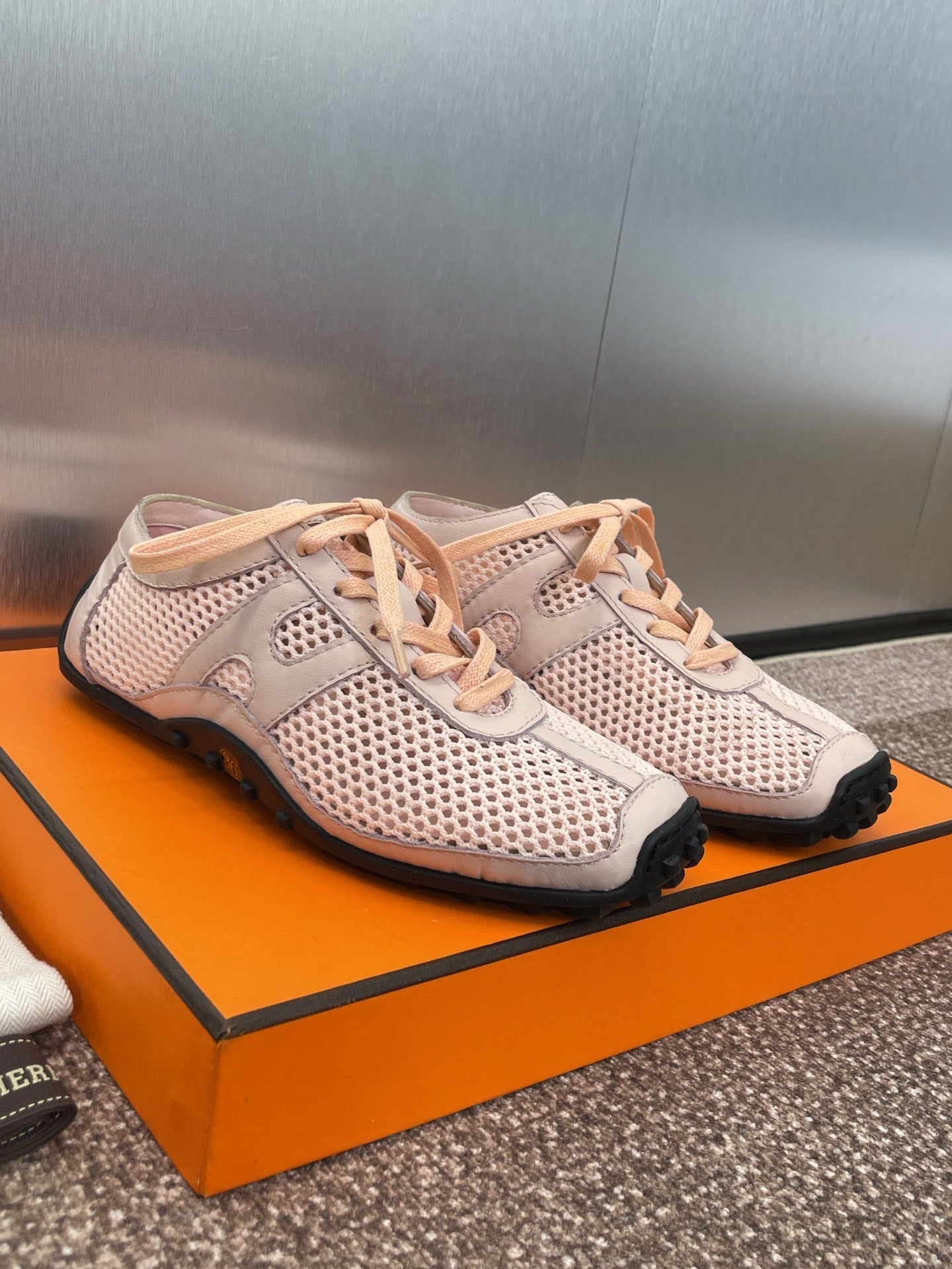 A-Sneakers