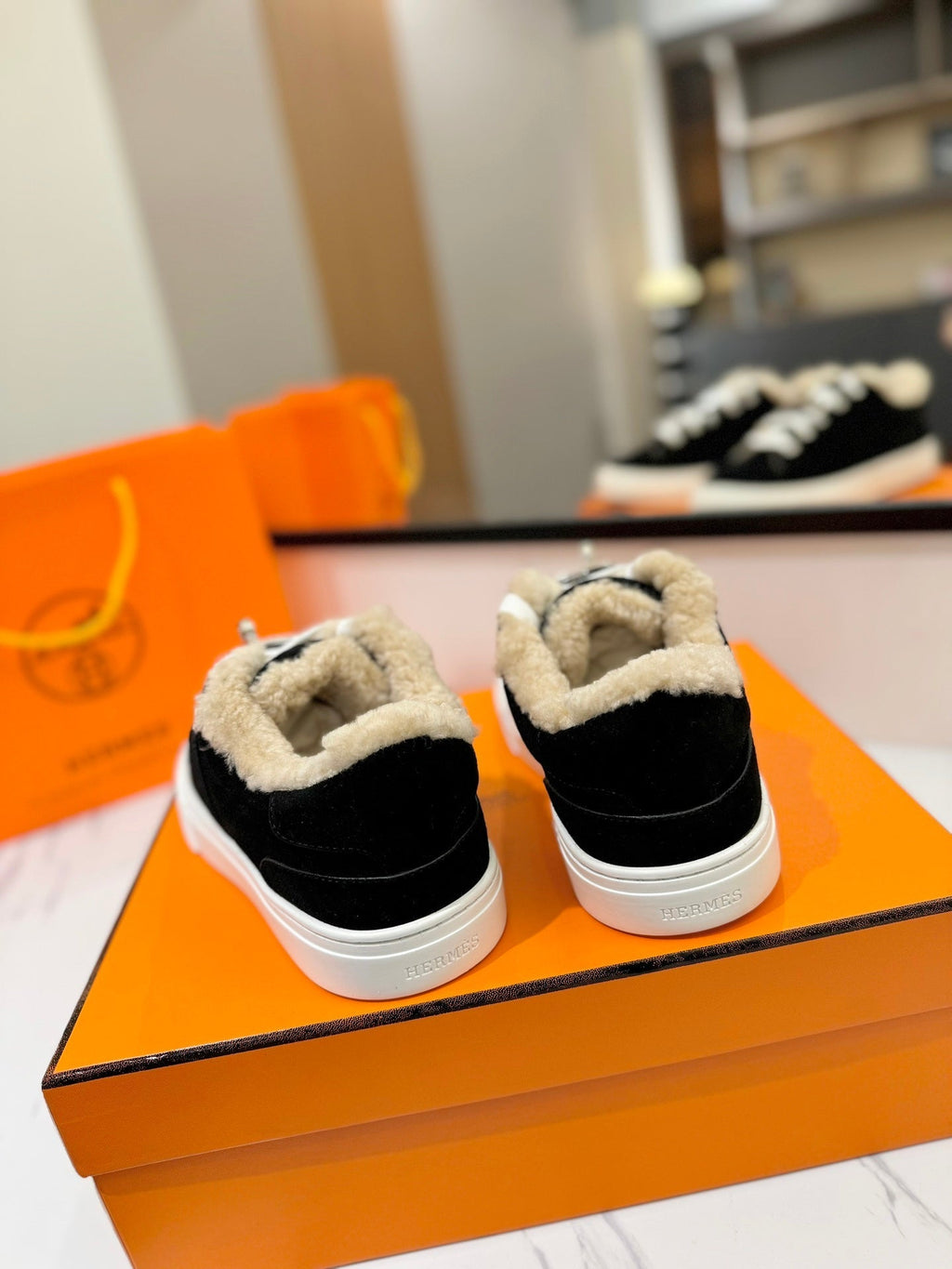 A-Sneakers