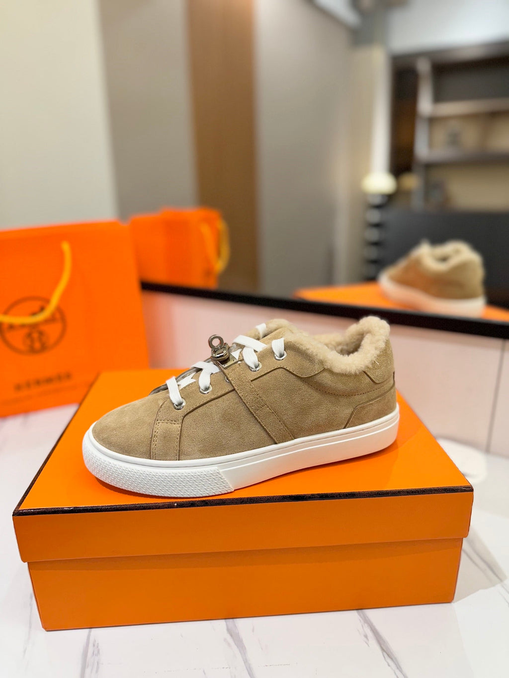 A-Sneakers
