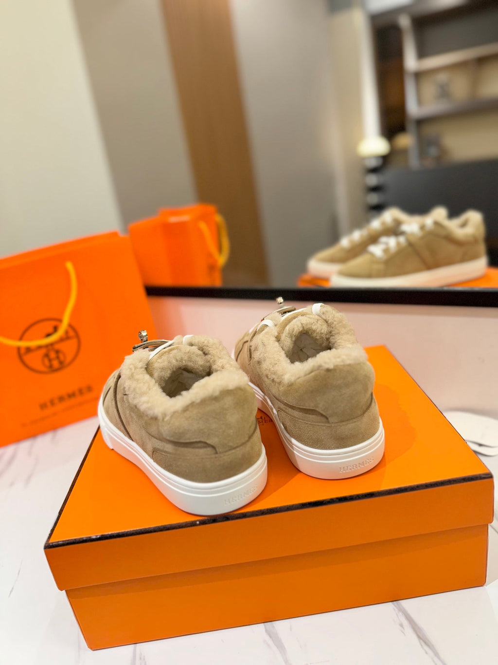 A-Sneakers