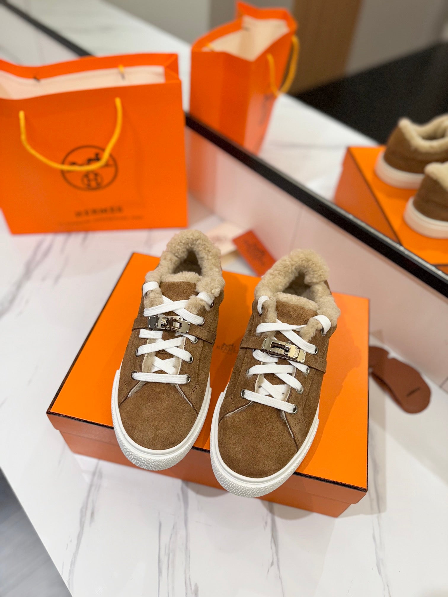 A-Sneakers
