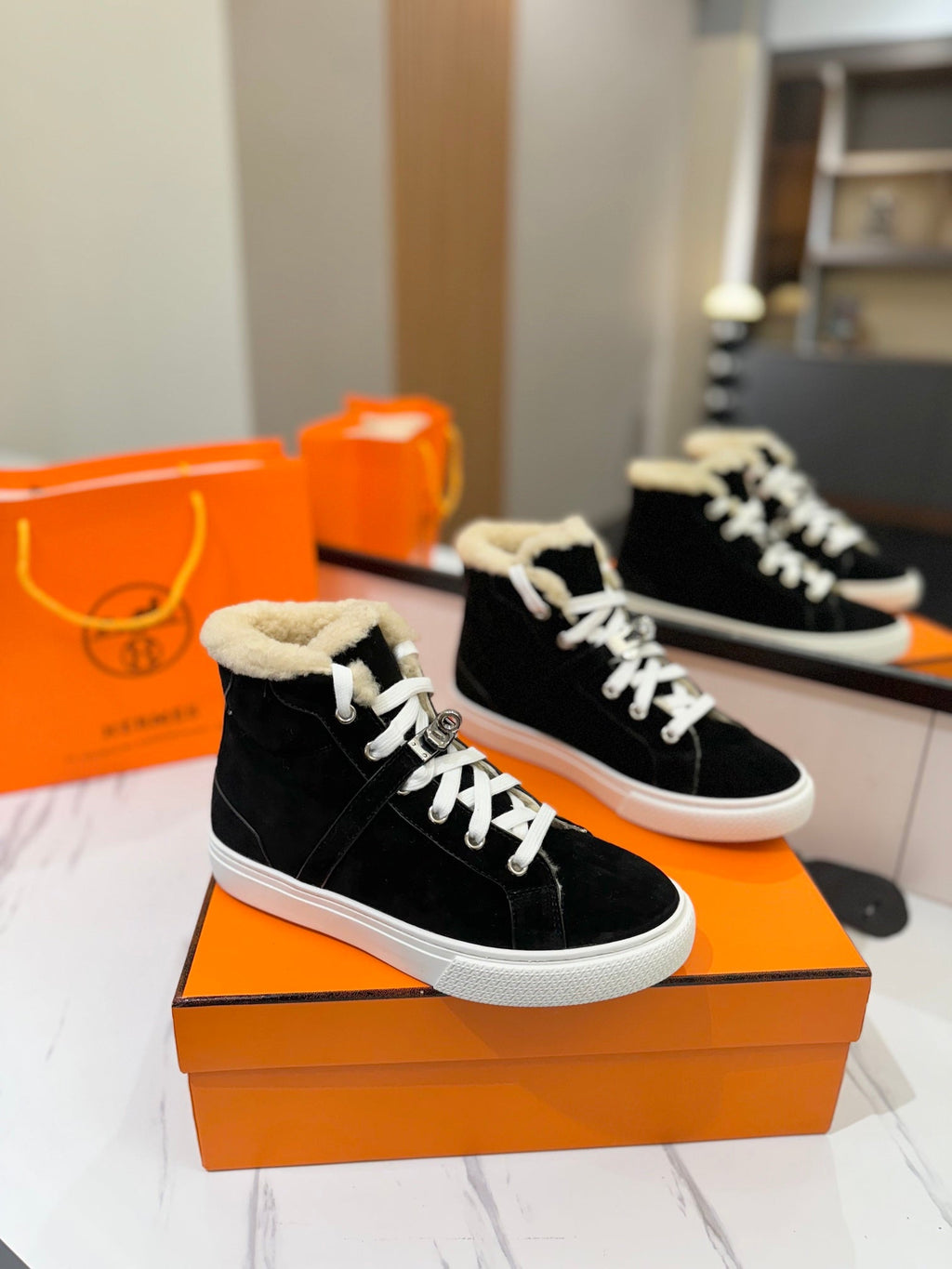 A-Sneakers