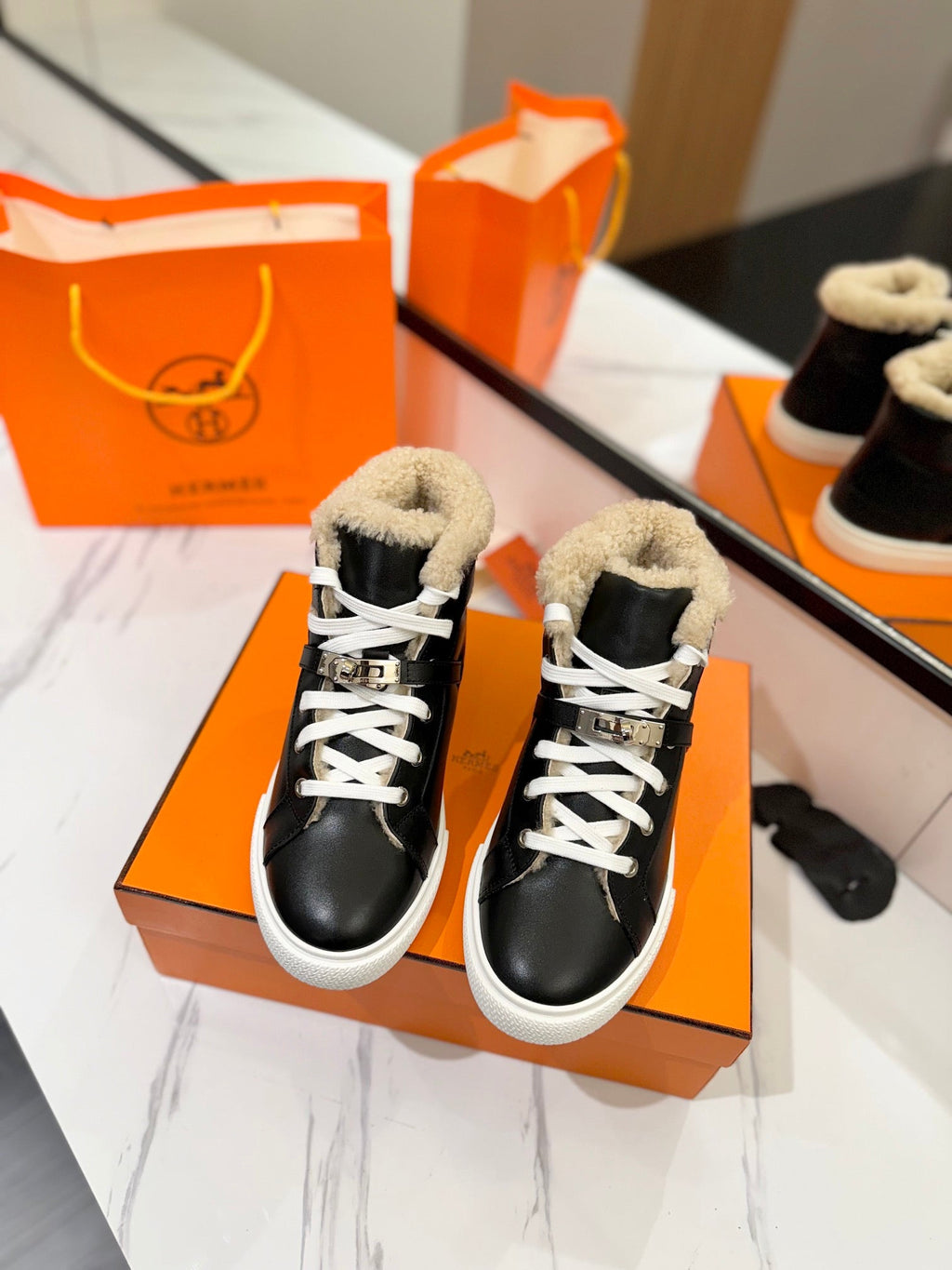 A-Sneakers