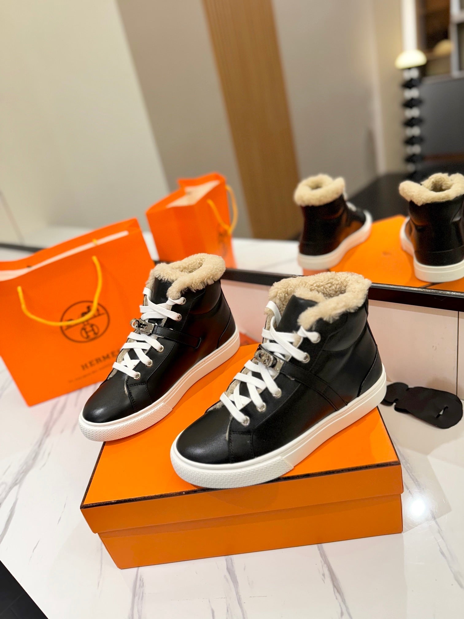 A-Sneakers
