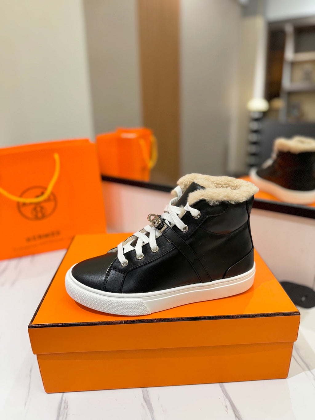 A-Sneakers