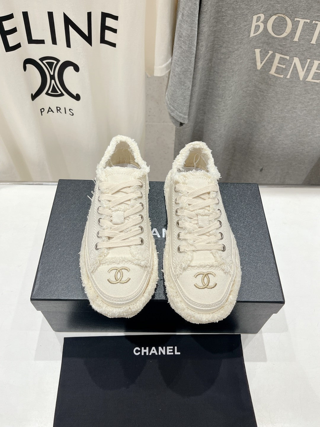C-Sneakers