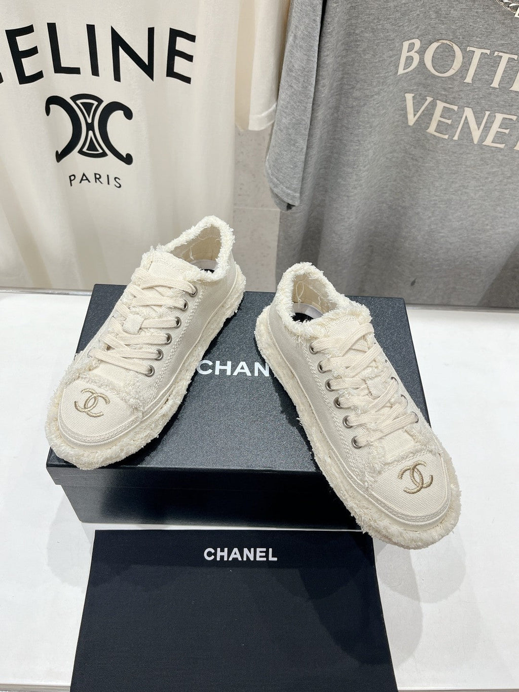 C-Sneakers