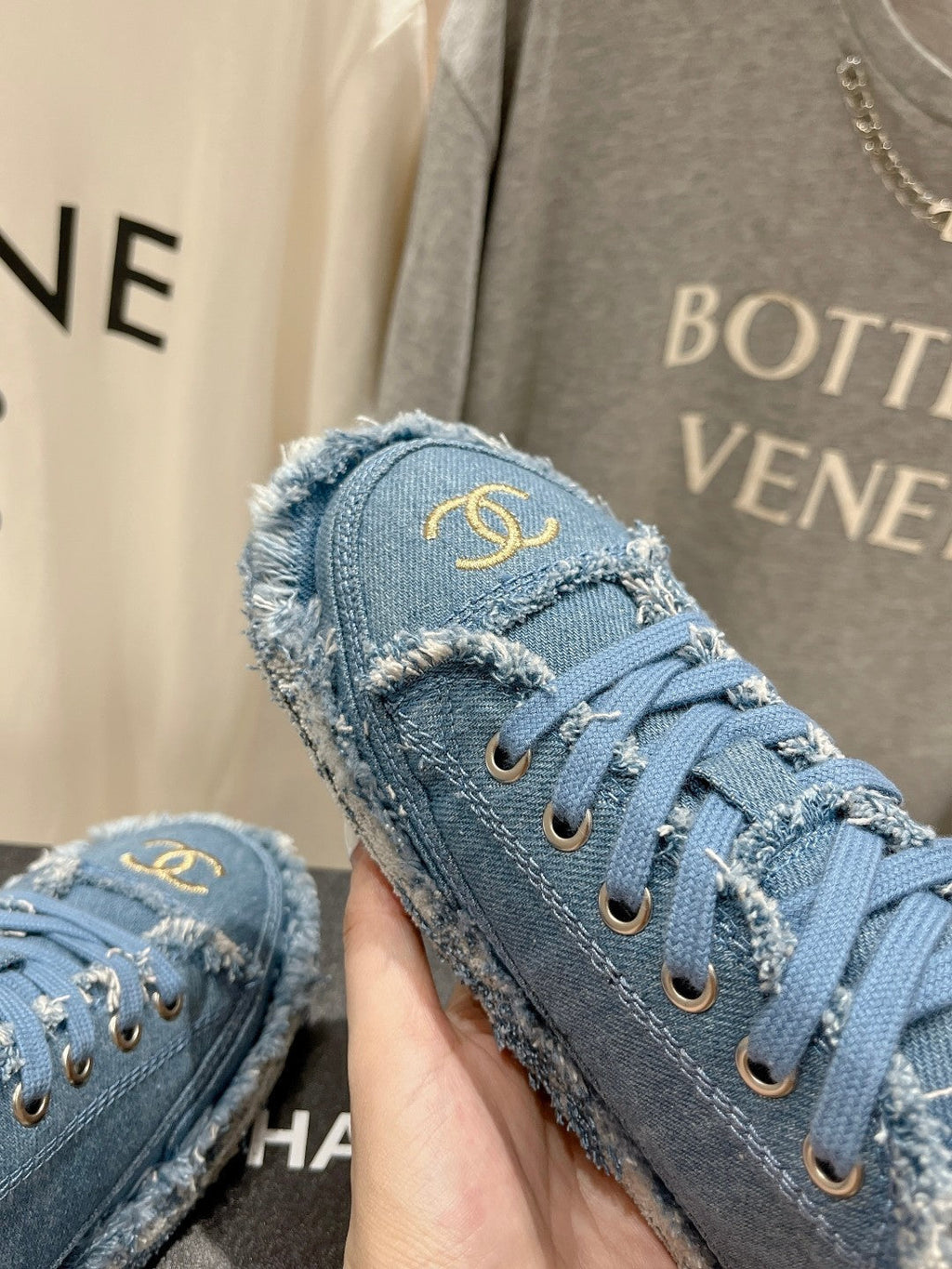 C-Sneakers
