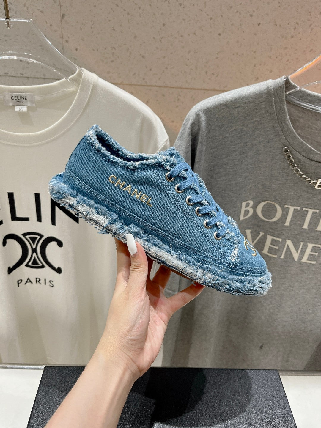 C-Sneakers