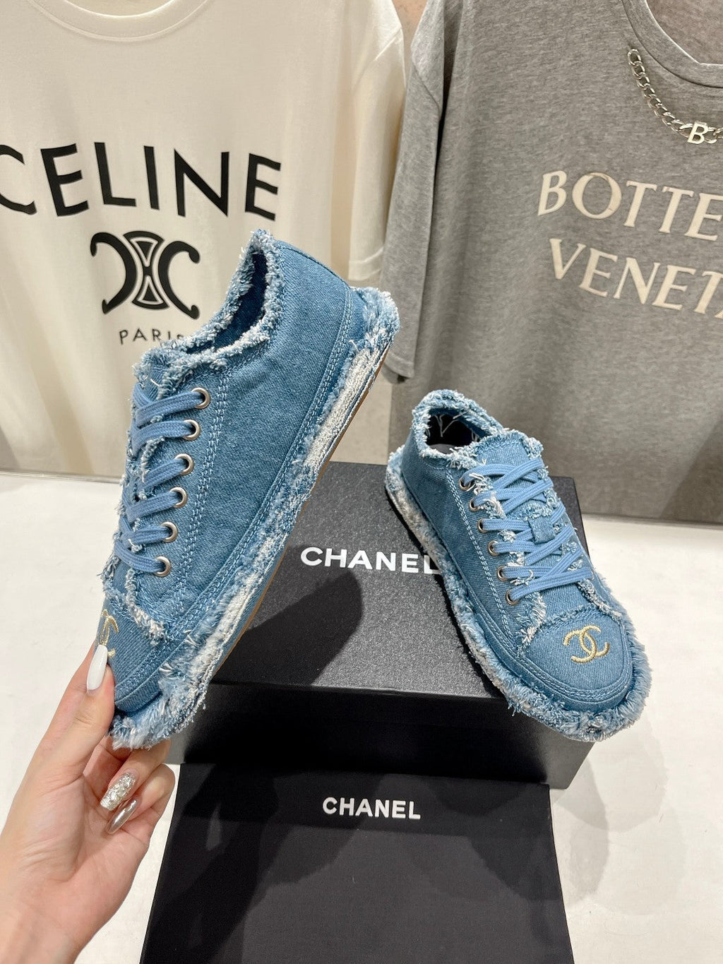 C-Sneakers