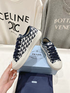 P-Sneakers