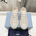 P-Sneakers
