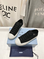 P-Sneakers