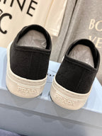 P-Sneakers