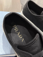 P-Sneakers