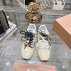 M-Sneakers