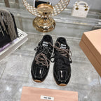 M-Sneakers