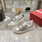 R-Sneakers