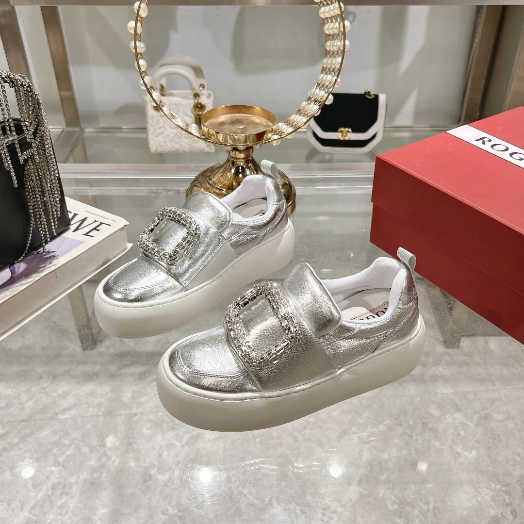 R-Sneakers