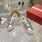 R-Sneakers