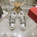 R-Sneakers