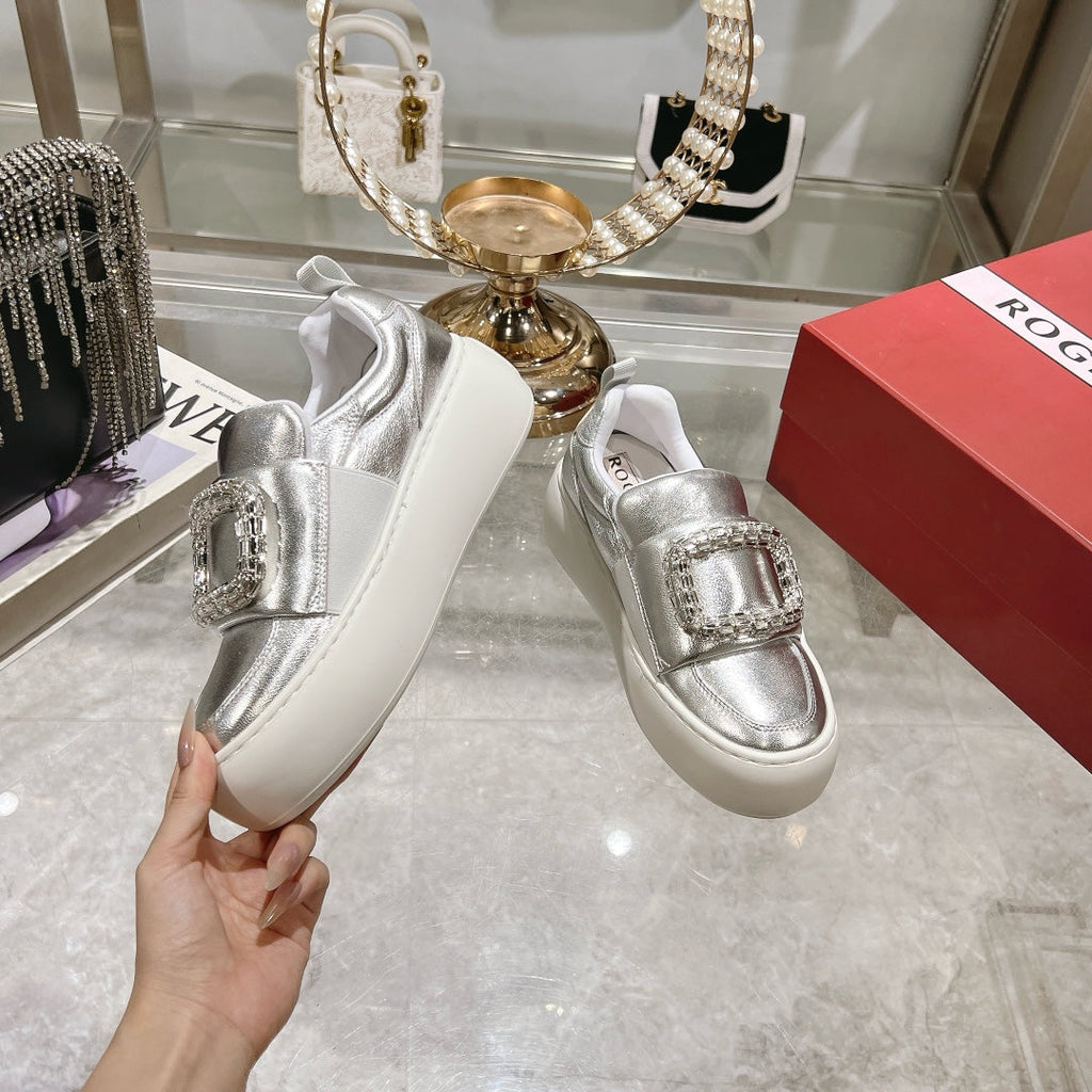 R-Sneakers