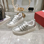 R-Sneakers