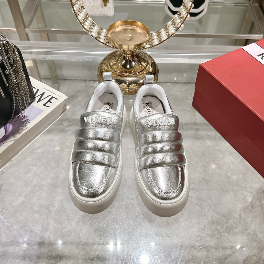R-Sneakers